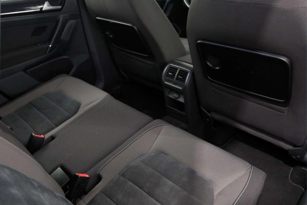 Volkswagen Golf Sportsvan - Image 17
