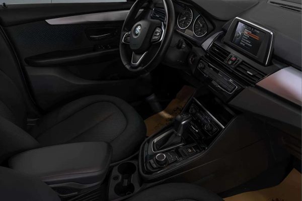 BMW 216 - Image 12