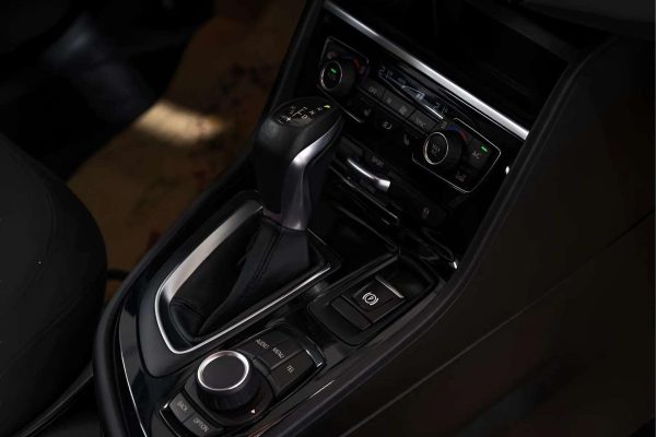 BMW 216 - Image 13