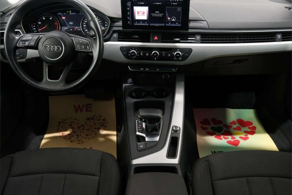 Audi A4 - Image 21