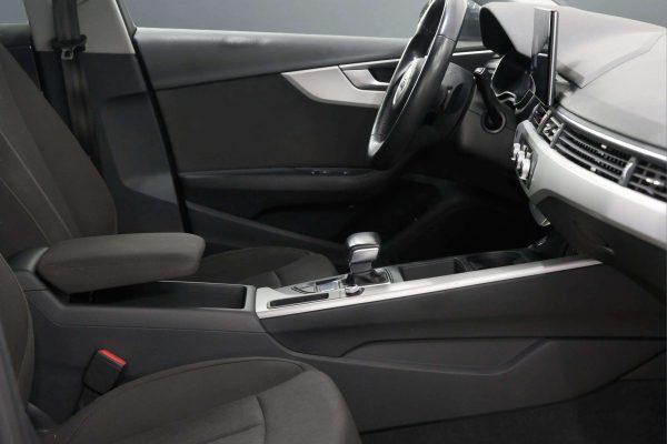 Audi A4 - Image 14