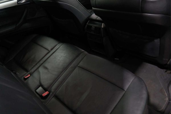 BMW X5 - Image 18