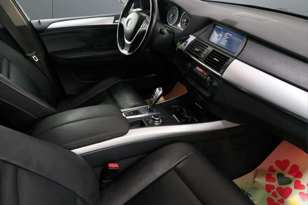 BMW X5 - Image 16