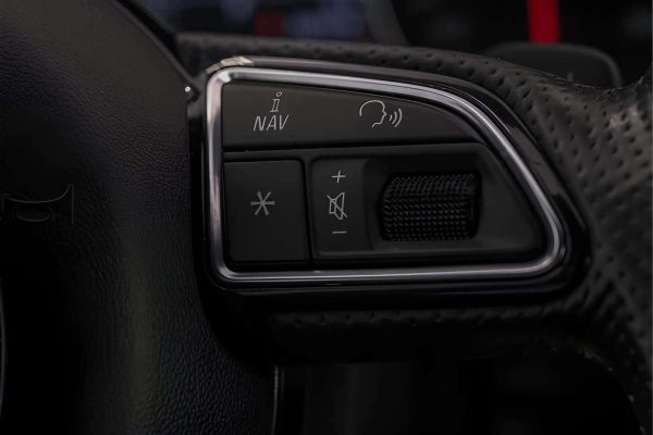 Audi A6 - Image 18