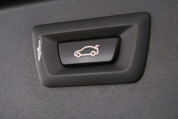 BMW 520 - Image 18