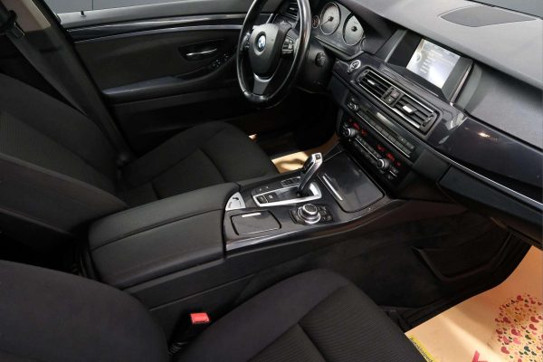 BMW 520 - Image 14