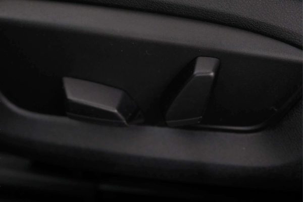 BMW 520 - Image 8