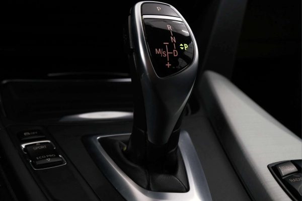 BMW 320 - Image 20