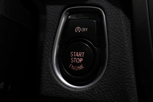 BMW 320 - Image 19