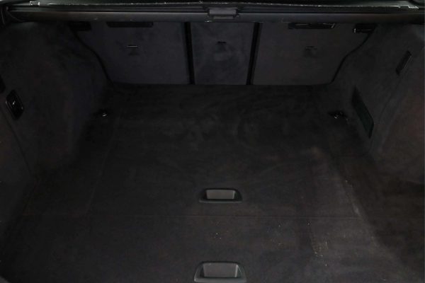 BMW 320 - Image 17