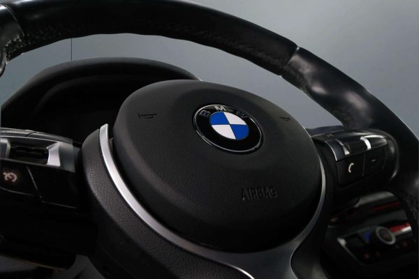 BMW 320 - Image 6