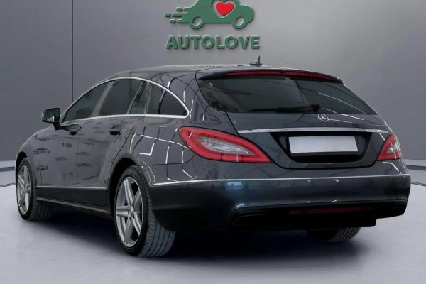 Mercedes-Benz CLS350 - Image 3