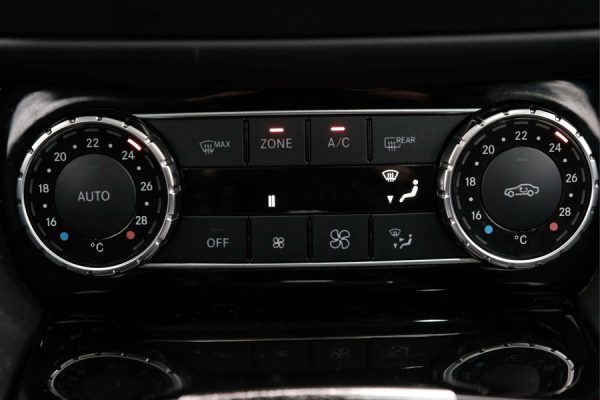 Mercedes-Benz CLS350 - Image 28