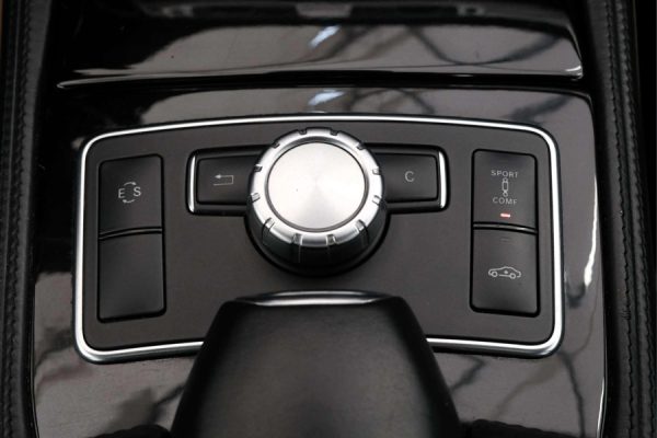 Mercedes-Benz CLS350 - Image 26