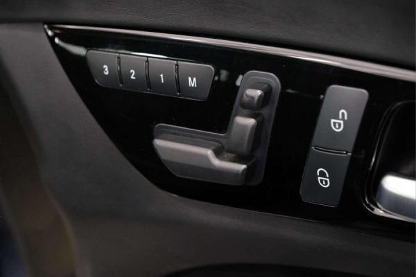 Mercedes-Benz CLS350 - Image 18