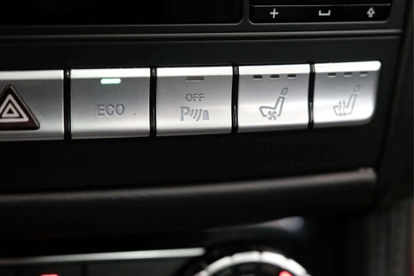 Mercedes-Benz CLS350 - Image 9