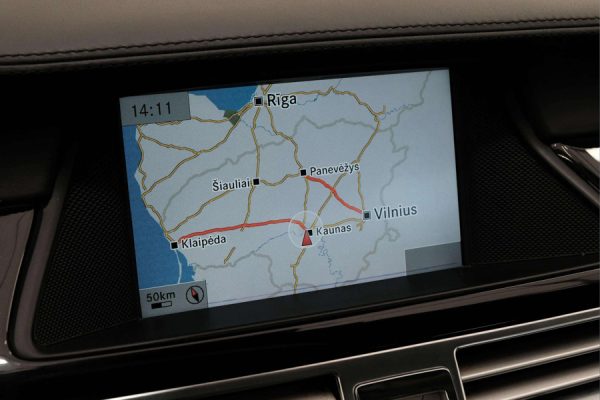 Mercedes-Benz CLS350 - Image 8