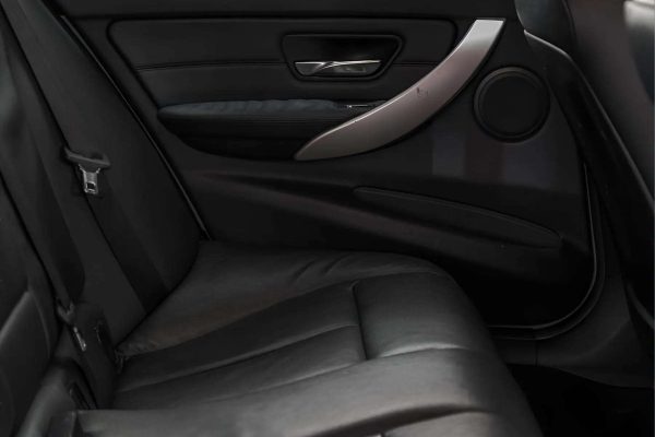 BMW 318 - Image 15