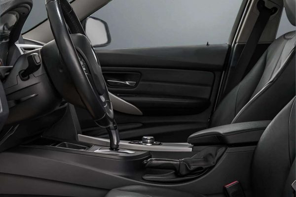 BMW 318 - Image 10