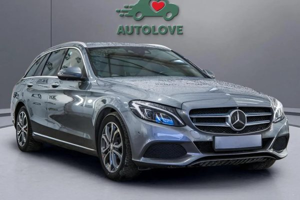 Mercedes-Benz C350 - Image 2