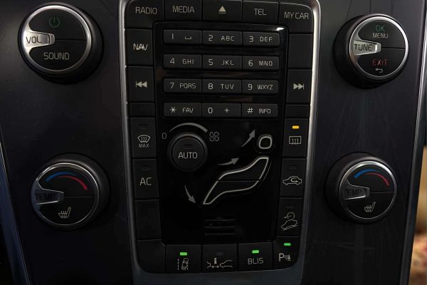 Volvo xc60 - Image 7