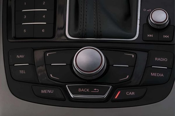 Audi A6 - Image 18