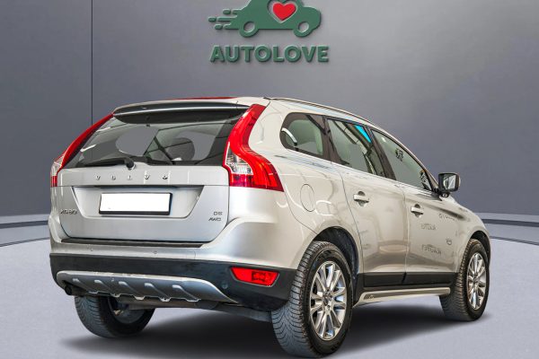 Volvo XC60 - Image 4