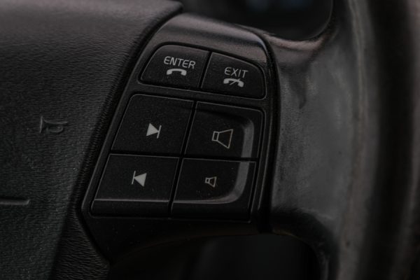 Volvo XC60 - Image 23