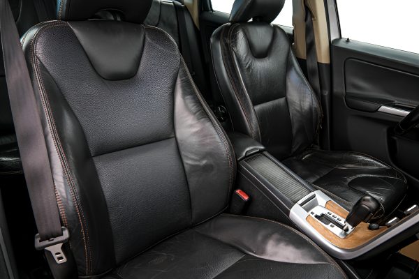 Volvo XC60 - Image 16