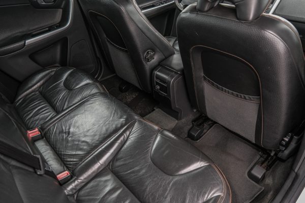 Volvo XC60 - Image 14