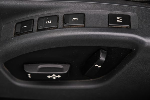 Volvo XC60 - Image 9