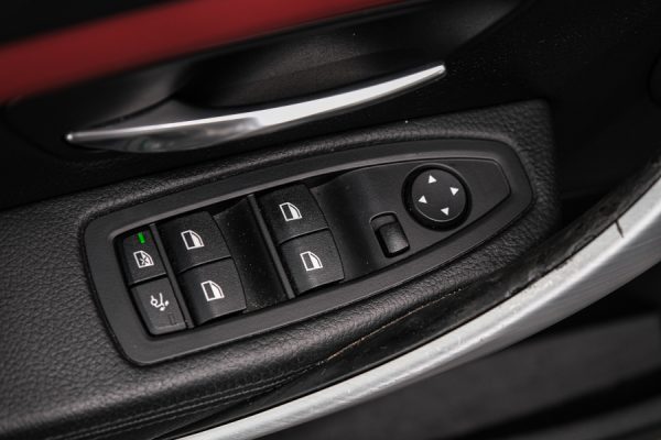 BMW 325 Gran Turismo - Image 7