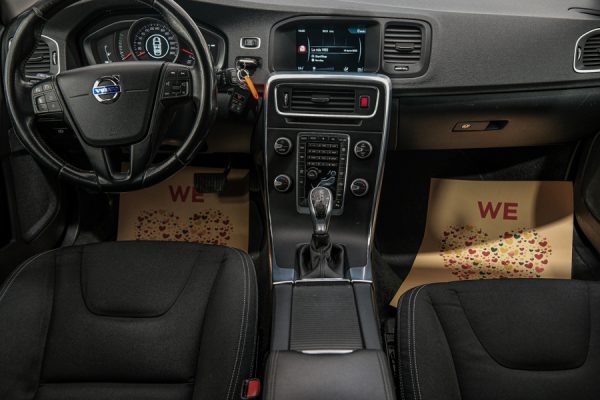 Volvo V60 - Image 21