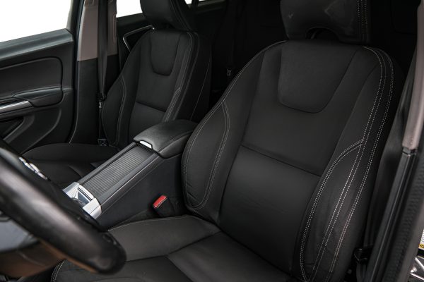Volvo V60 - Image 10