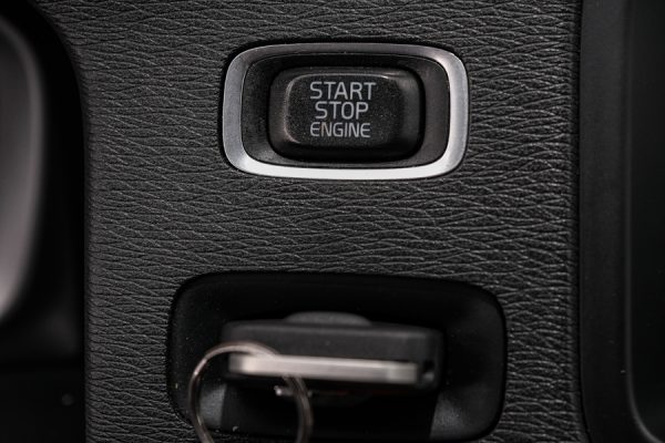 Volvo V60 - Image 8