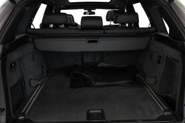 BMW X5 - Image 17