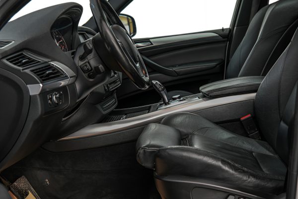 BMW X5 - Image 8