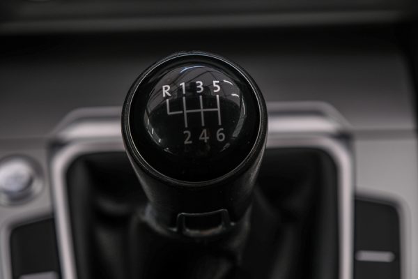 Volkswagen Passat - Image 22
