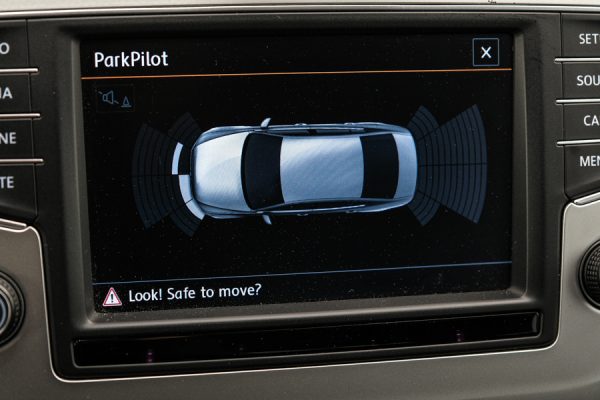 Volkswagen Passat - Image 6