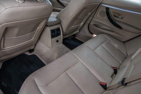 BMW 320 Gran Turismo - Image 20