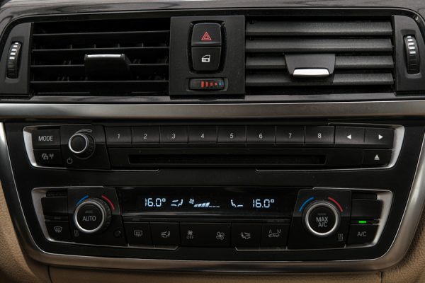BMW 320 Gran Turismo - Image 19