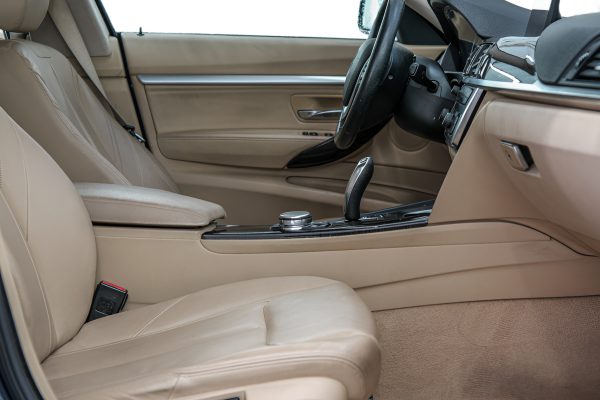 BMW 320 Gran Turismo - Image 9