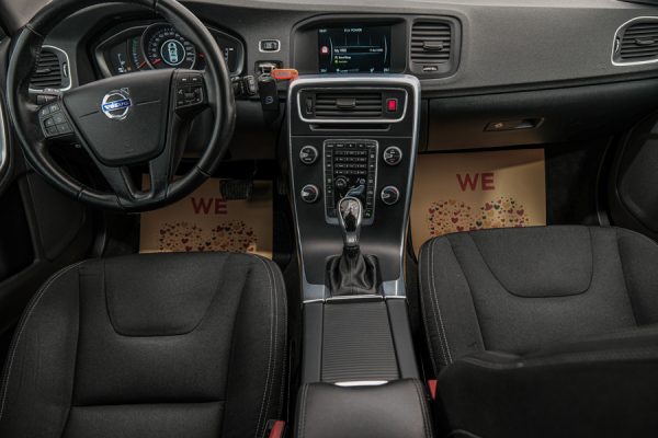 Volvo V60 - Image 22
