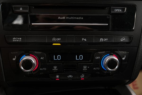 Audi Q5 - Image 10