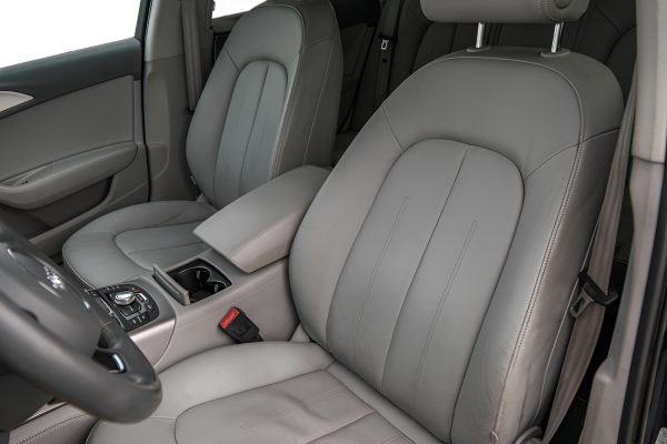 Audi A6 - Image 10