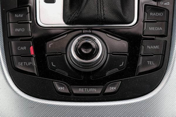 Audi Q5 - Image 21