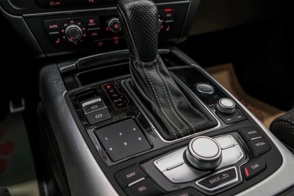 Audi A6 - Image 5