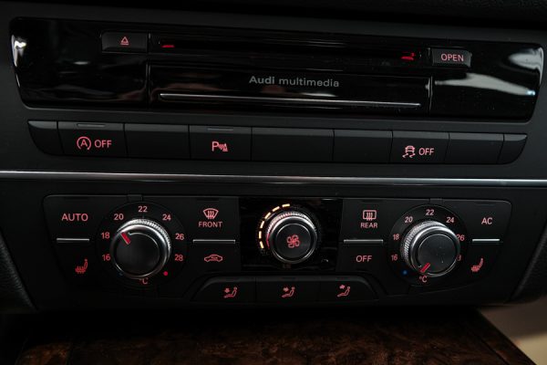 Audi A6 - Image 5