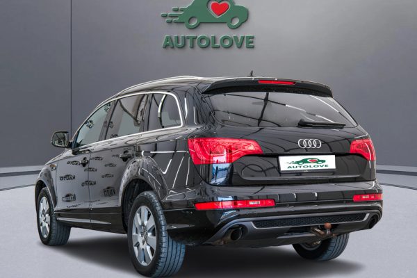 Audi Q7 - Image 3