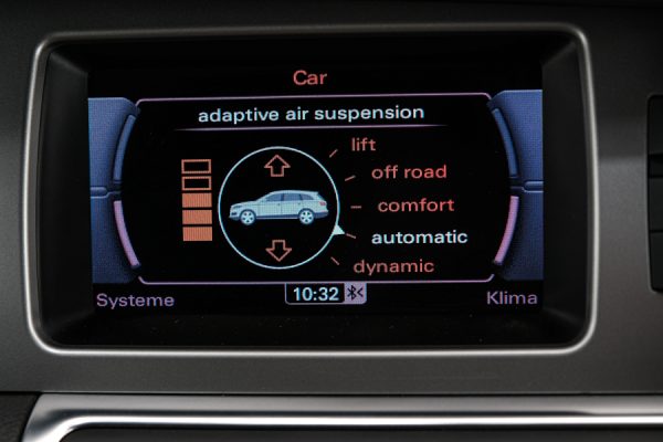 Audi Q7 - Image 22